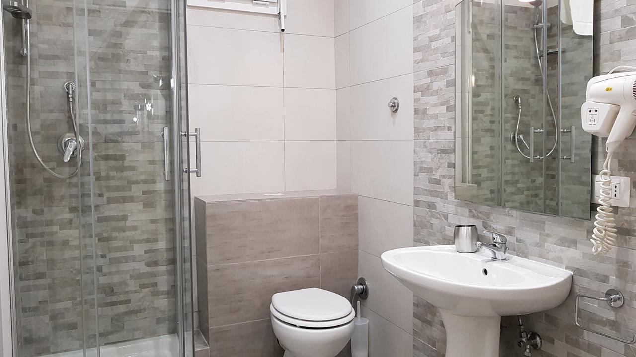 Piumith Bed & Breakfast Rom